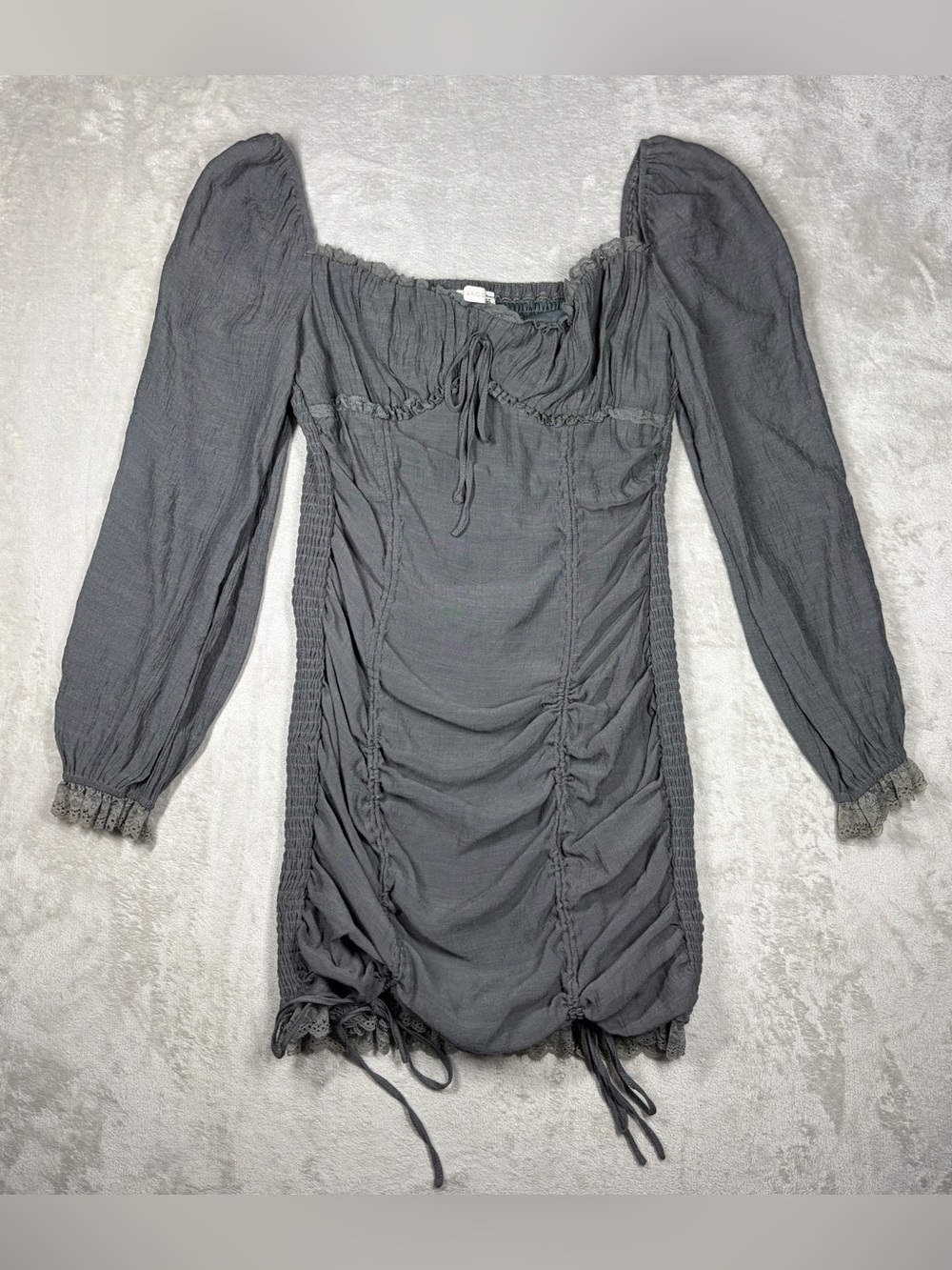 O. Vianca Grey Sweetheart Ruched Long Puff Sleeve Lace Renaissance Mini Dress M